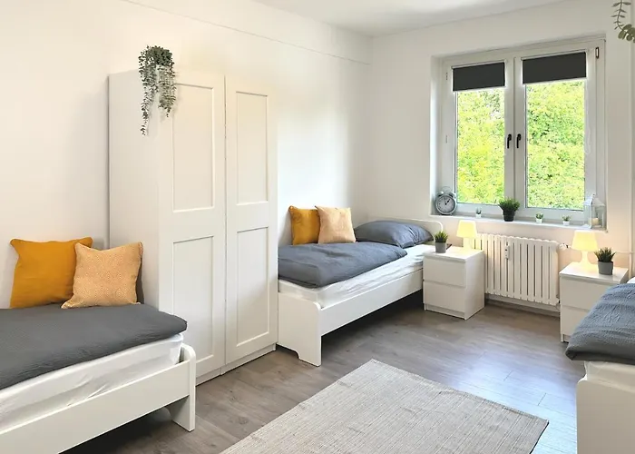 Monteurwohnung Mit Balkon Appartement *